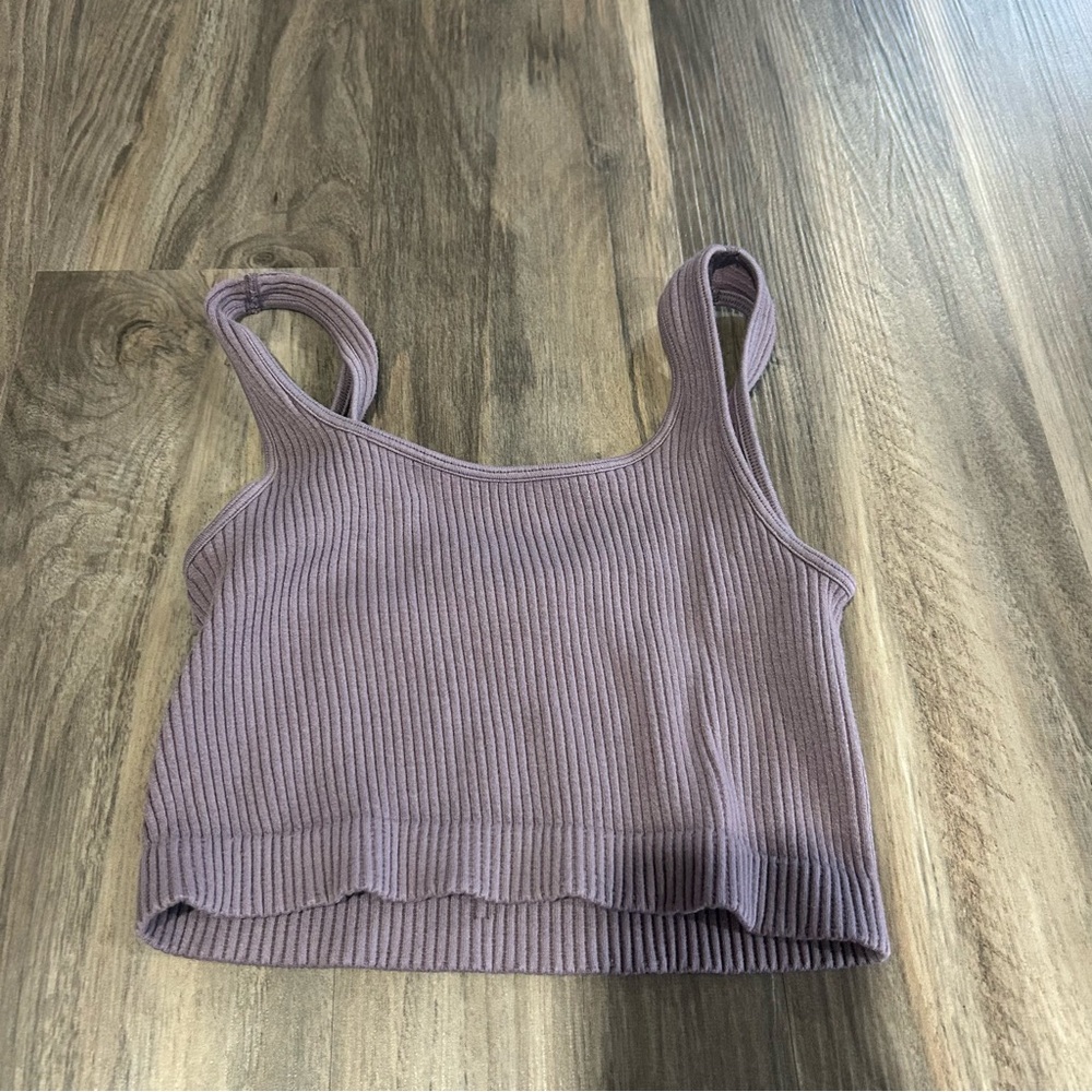 Purple ribbed scoop neck crop top